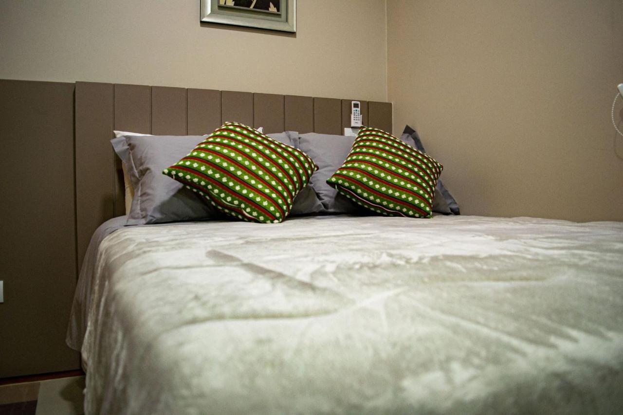 Apartamentos Studio No Centro De פוז דו איגואסו מראה חיצוני תמונה